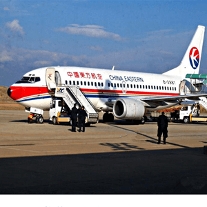 新桥机场物流航空快运业稳步发展的原因是什么？